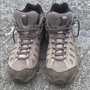 Hiking boots women 7.5